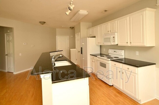 Building Photo - 3282 Margellina Drive