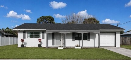 Building Photo - 1781 SE Fairfield St