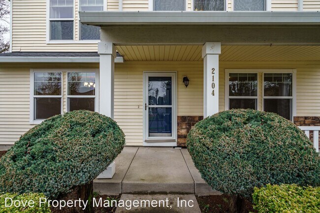 Foto del edificio - 3 br, 2.5 bath House - 2104 NW 12th Street