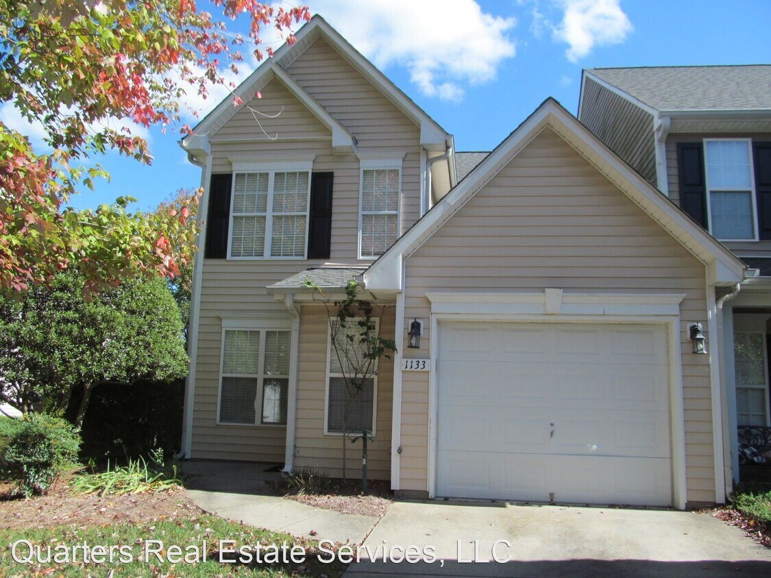 Primary Photo - 3 br, 2.5 bath House - 1133 Academic Dr.