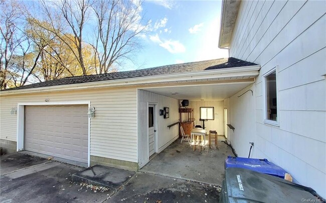 Building Photo - 51 Cherry Hill Rd