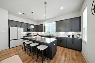 Building Photo - 1644 W Tidwell Rd Building Photo - 1644 W Tidwell Rd