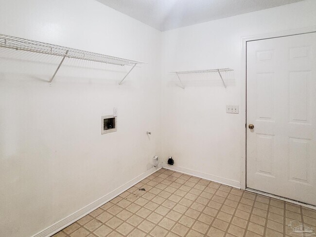 Foto del edificio - 412 Bay Oaks Dr