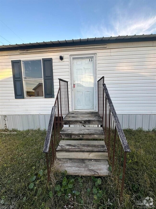 Building Photo - 5675 Saufley Field Rd