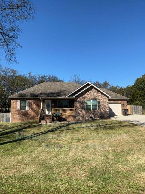 Building Photo - 5855 Villa Way
