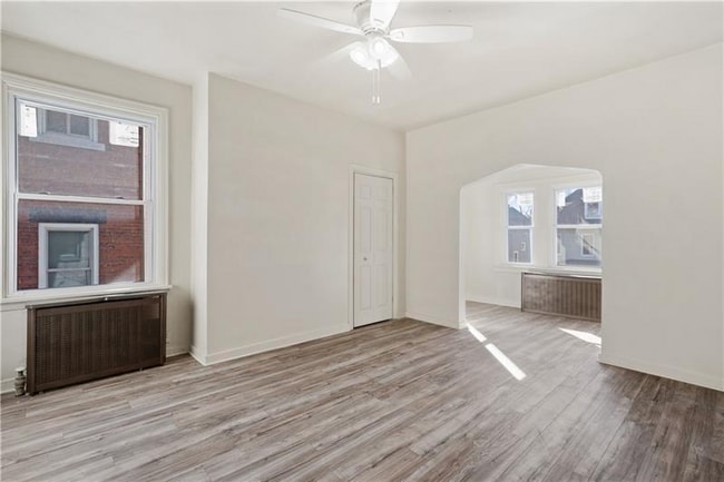 Building Photo - 743 Taylor Ave
