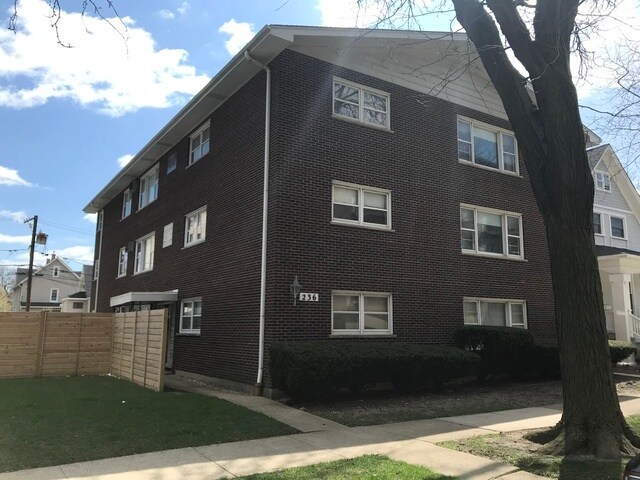 Primary Photo - 236 Marengo Ave