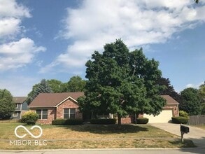 13784 Laredo Dr