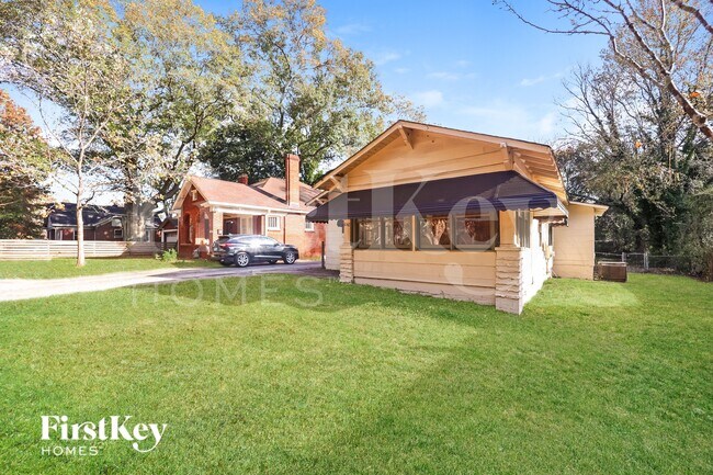 Foto del edificio - 1042 Victory Dr SW