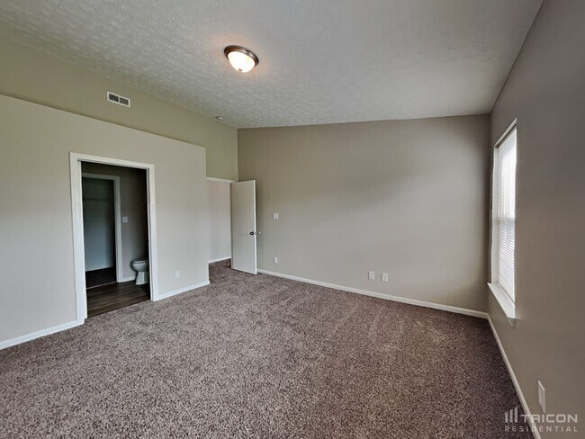 Foto del edificio - 6811 Smithfield Blvd