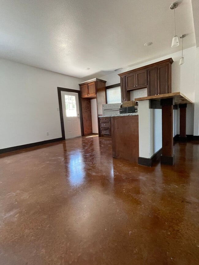 Foto del edificio - Longhorn Ranch-Barndo Community-Half Acre Lots