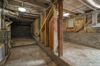 Building Photo - 471 29th St