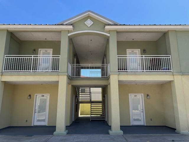 Primary Photo - 5402 Marcella Ave