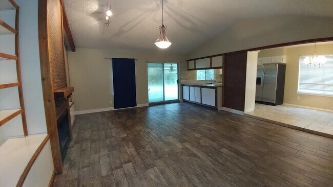 Foto del edificio - 12216 Gun Oak Place, Spring, TX 77380 - 3 ...