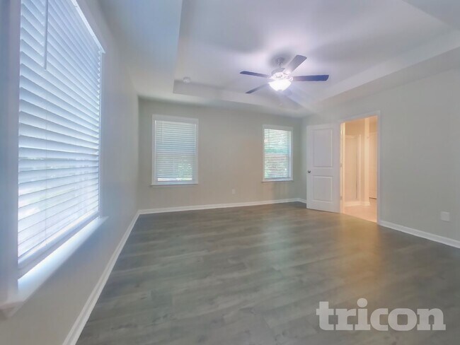 Foto del edificio - 196 Chapelcrest Ln