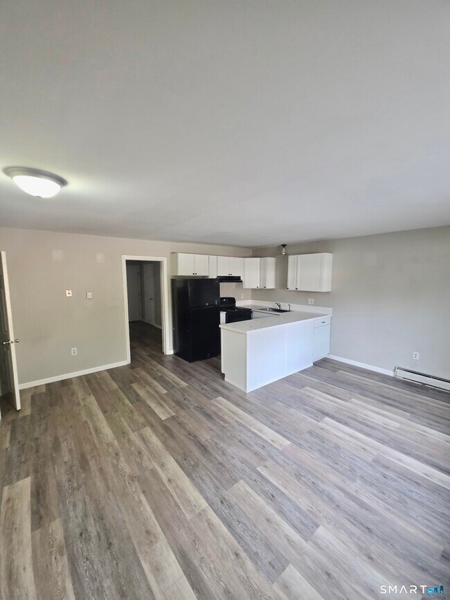 Foto del edificio - 6 Peggy Ln