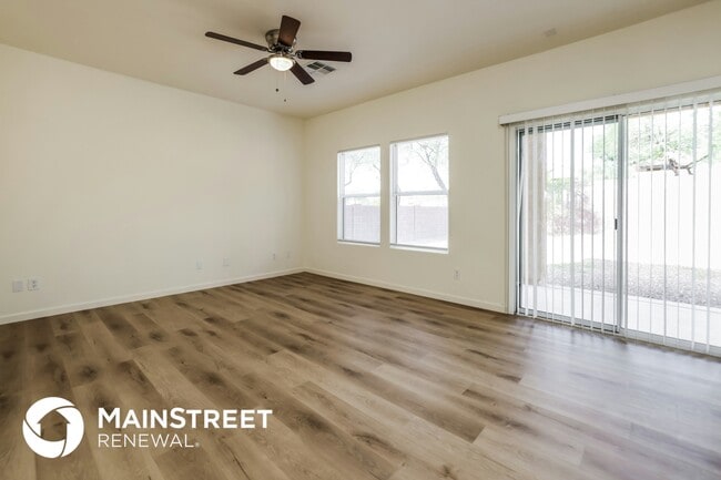 Building Photo - 13621 E Hampden Green Way