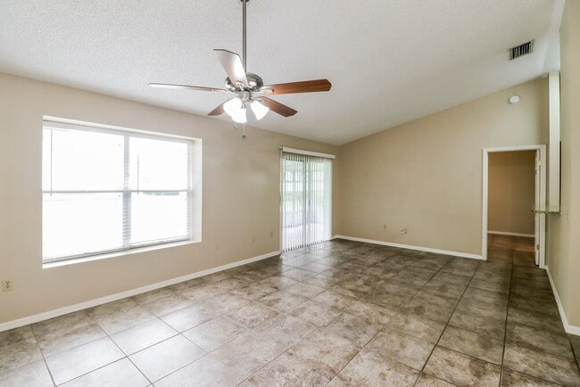 Foto del edificio - 8537 Berkley Dr