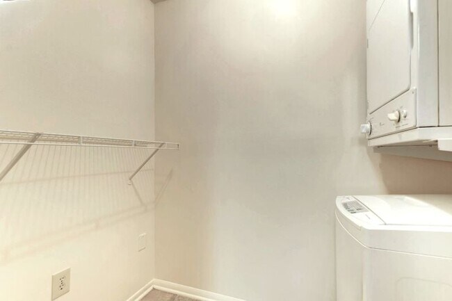 Foto del edificio - Coachman's Landing Apartments