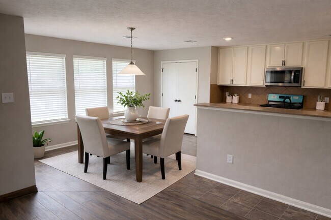 Foto del edificio - 11606 Alpine Vale Ct