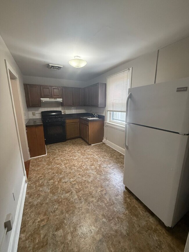 Foto del edificio - 313 N Market St