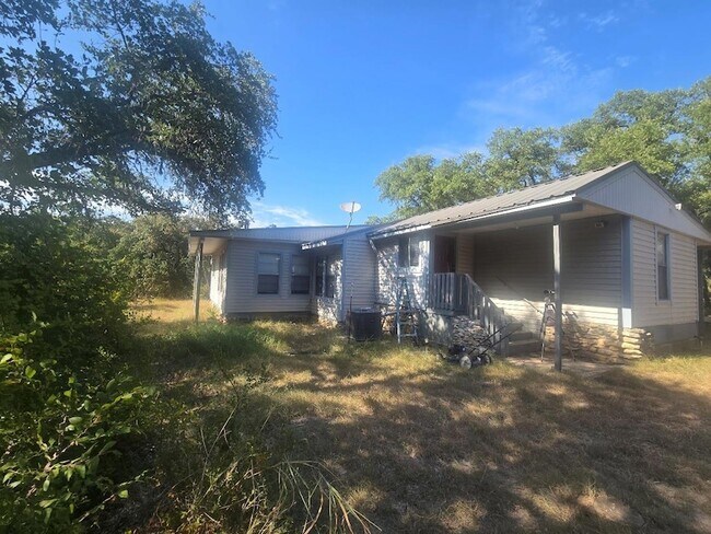 Building Photo - 21401 Lindeman Ln