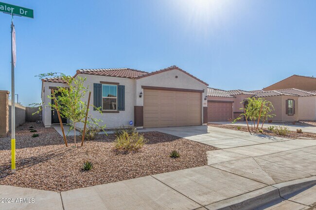 Building Photo - 12357 W Kaler Dr