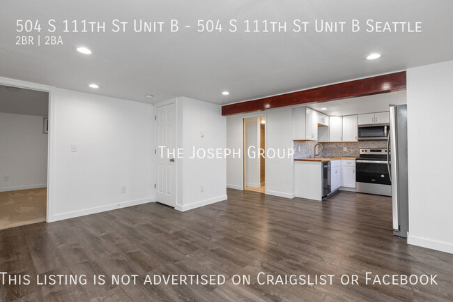 Building Photo - 504 S 111th St