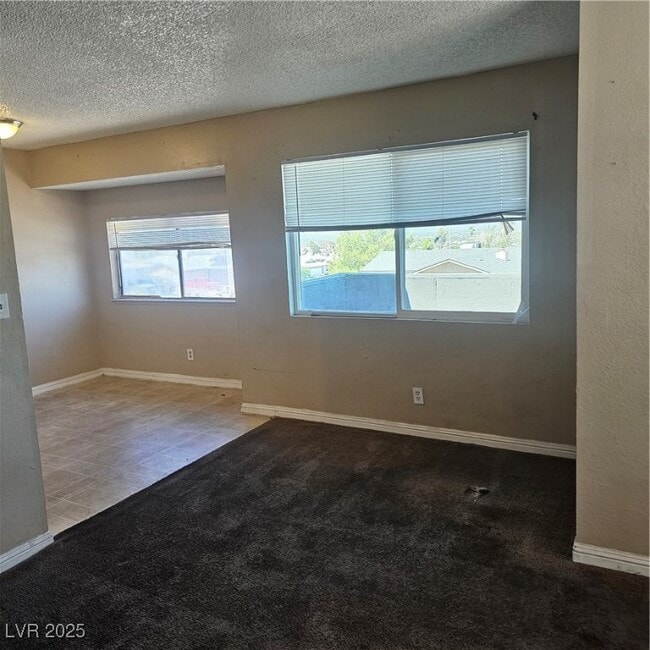 Building Photo - 2341 Exeter Dr