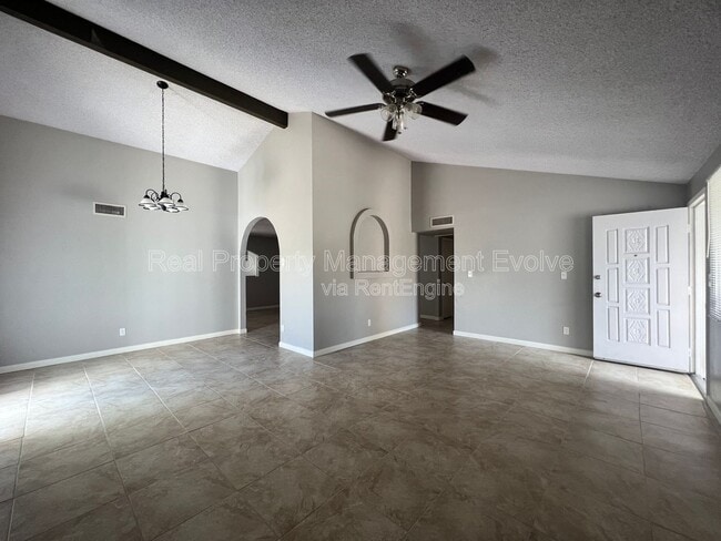 Foto del edificio - 6521 W Palo Verde Ave