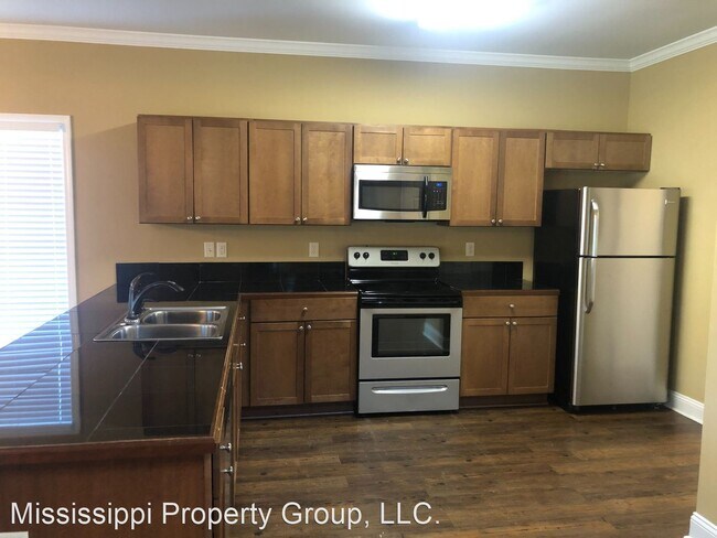 Building Photo - 3 br, 2.5 bath House - 302 Shumard Cove