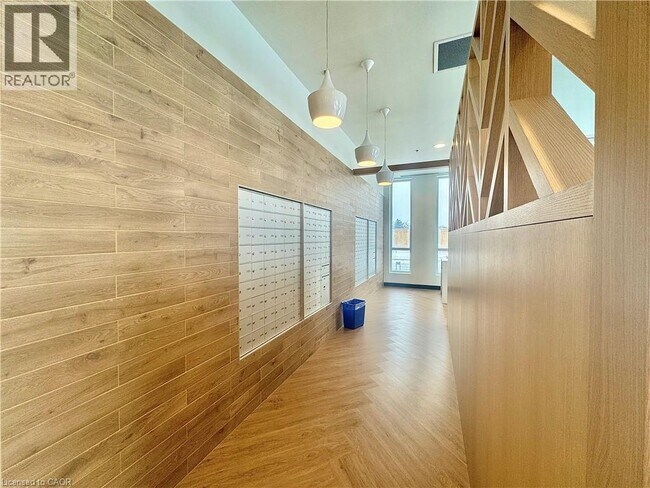 Photo du bâtiment - 1333 Weber St E