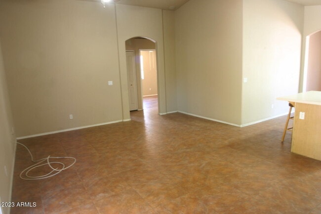 Foto del edificio - 6221 W Illini St