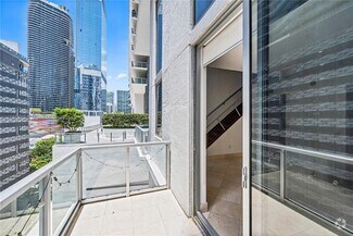 Building Photo - Unit 1004