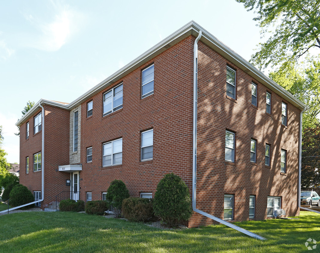 Foto del edificio - St. Paul Avenue Apartments