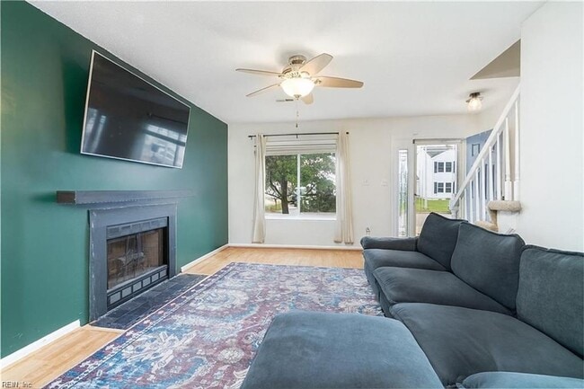 Building Photo - 517 Woodshire Way