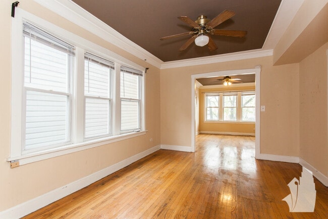 Building Photo - 2021 N Albany Ave