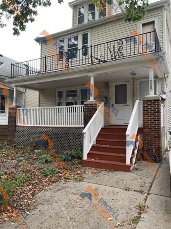 Foto principal - 1008 Wayburn St