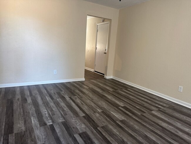 Foto del edificio - 2328 NW 46th St