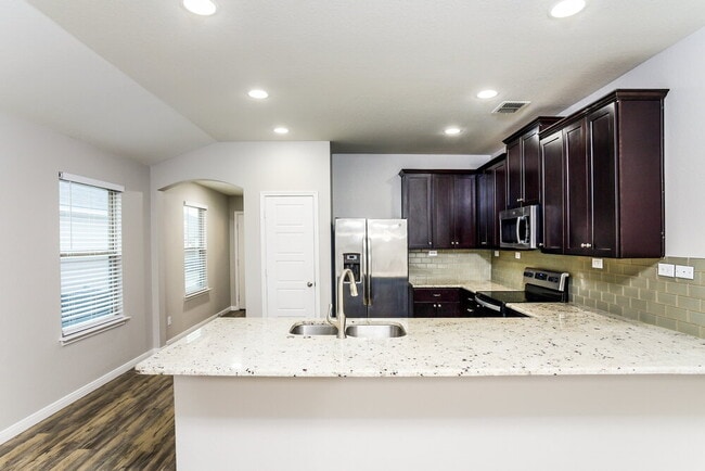 Building Photo - 2028 Atticus Dr