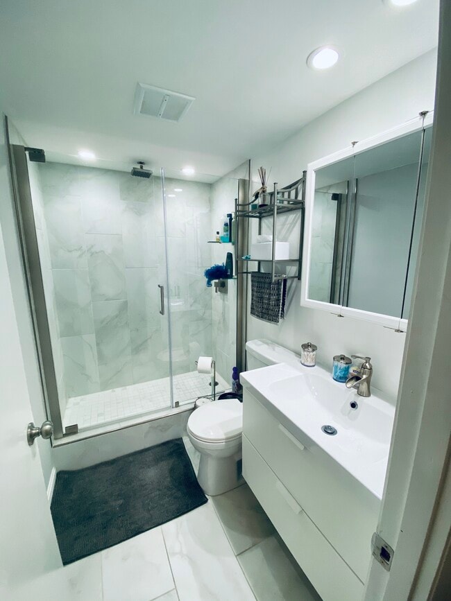 Bathroom - 1011 Main St
