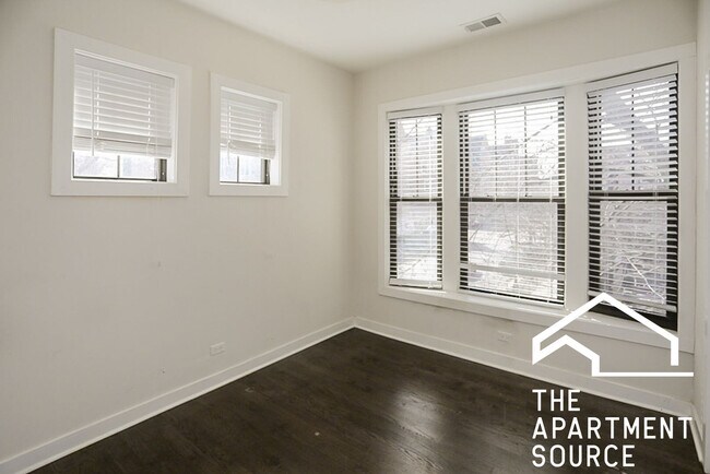 Building Photo - 1600 W Belle Plaine Ave