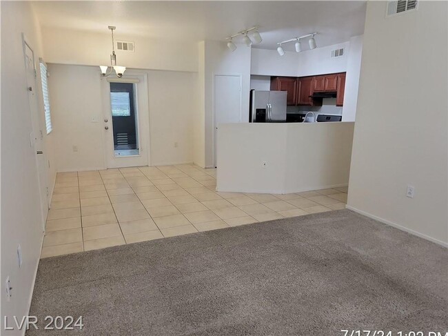 Building Photo - WOW 3 BED CONDO IN SILVERADO RANCH AREA!