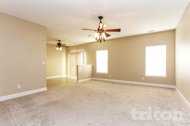 Foto del edificio - 1892 Harvest Meadow Dr