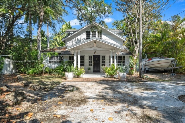 Building Photo - 1779 Micanopy Ave