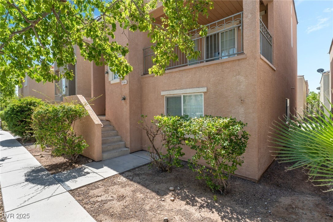 Primary Photo - 9164 Enticing Ct