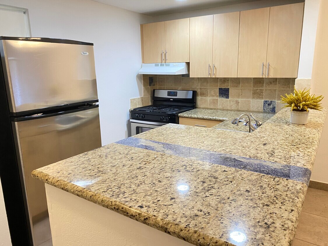 6711 N Kendall Dr Unit 503, Pinecrest, FL 33156 Condo for Rent in Pinecrest, FL