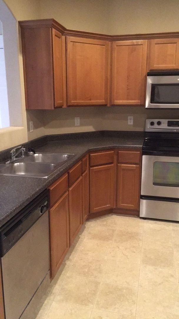 Building Photo - Cozy Condo in Saratoga Springs