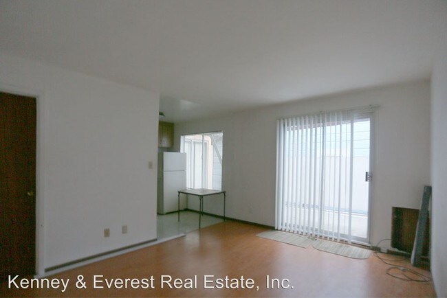 Building Photo - 1 br, 1 bath House - 226 10th Avenue