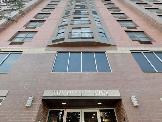 Foto del edificio - 4301 Park Ave